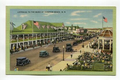 listening-to-the-music-at-hampton-beach-new-hampshire-1043