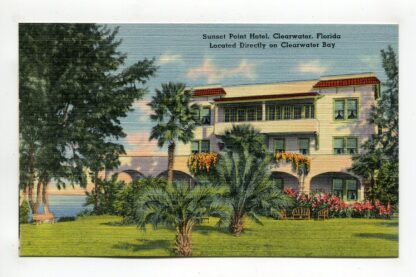 sunset-point-hotel-clearwater-florida-located-directly-on-clearwater-bay-1247
