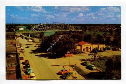international-bridge-brownsville-texas-and-matamoras-mexico-1560