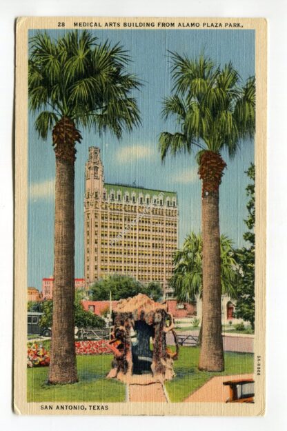 medical-arts-building-from-alamo-plaza-park-san-antonio-texas-1417