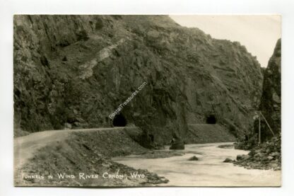 tunnels-in-wind-river-canon-wyoming-2803