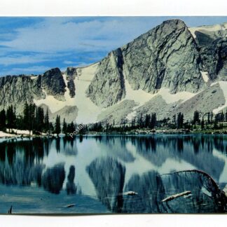 mirror-lake-snowy-range-in-medicine-bow-national-forest-wyoming-3188