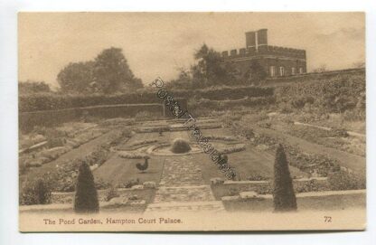 pond-garden-hampton-court-palace-3503