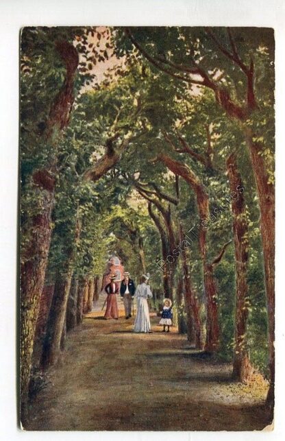 queen-marys-bower-hampton-court-palace-3412