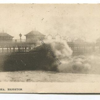 rough-sea-brighton-3563