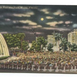 bandshell-in-bayfront-park-miami-florida-3821