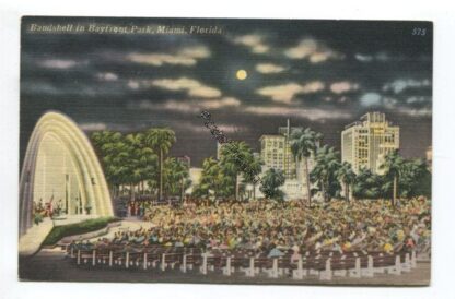 bandshell-in-bayfront-park-miami-florida-3821