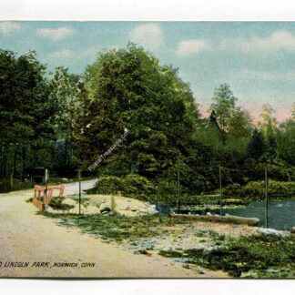 entrance-to-lincoln-park-norwich-connecticut-3683