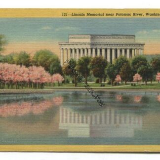 lincoln-memorial-near-potomac-river-washington-dc-3759