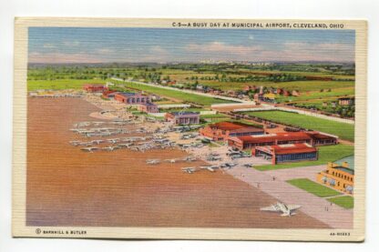 a-busy-day-at-municipal-airport-cleveland-ohio-4007