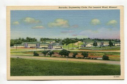 barracks-engineering-circle-fort-leonard-wood-missouri-3950