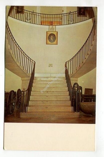 circular-self-supporting-staircase-of-kentucky-river-marble-at-old-state-house-frankfort-kentucky-4251