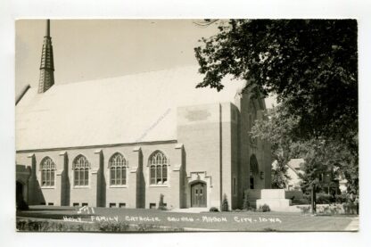 holy-family-catholic-church-mason-city-iowa-4145