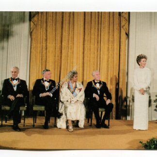 president-and-nancy-reagan-at-sixth-annual-kennedy-center-honors-4550