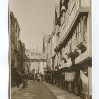 120423uk005